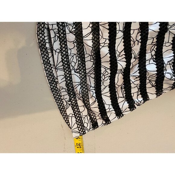 Alfani Black White Stripe Lace Floral Short Sleeve Tunic Top Ties in Back Large - Picture 9 of 10